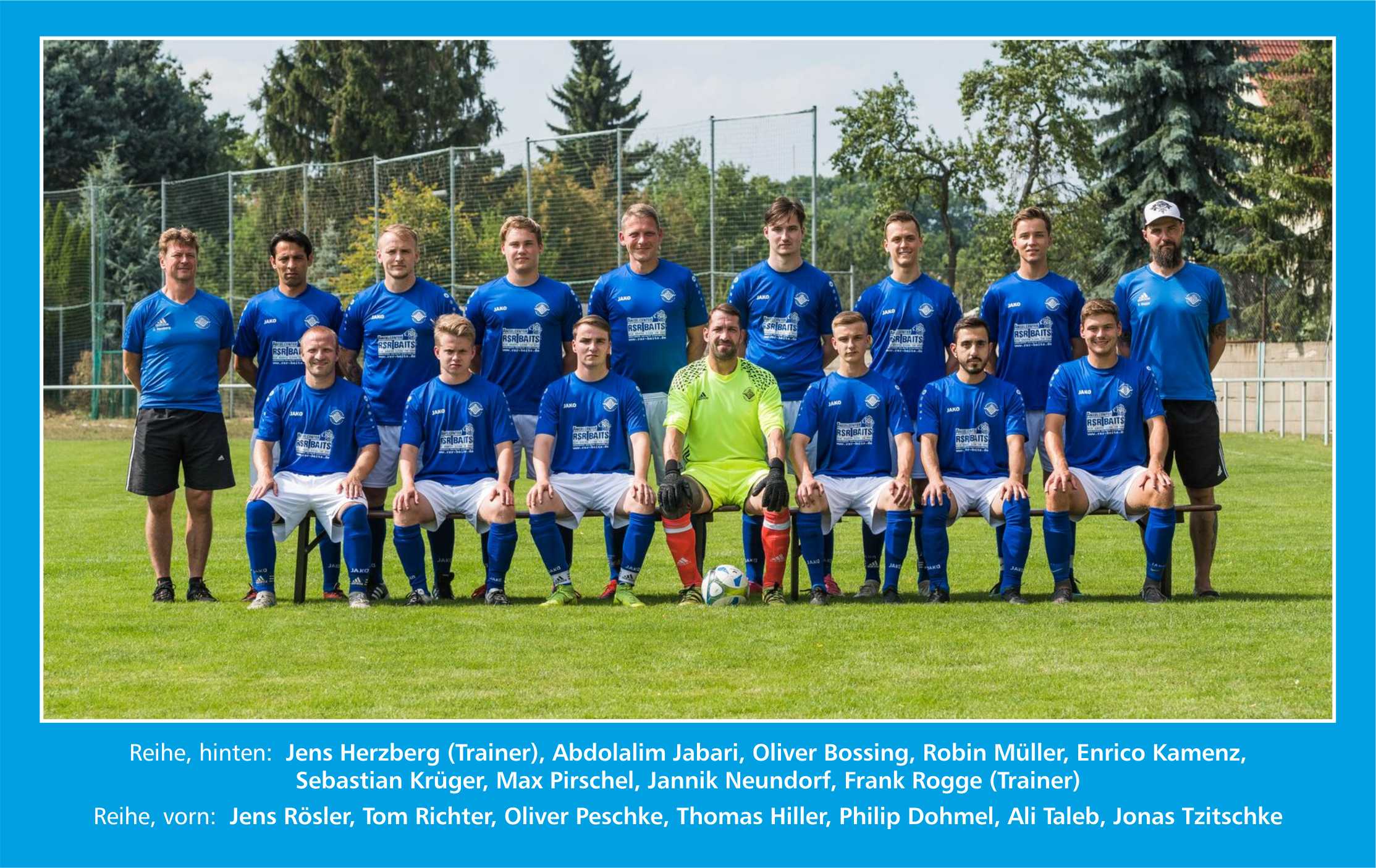 Trainer Herzberg und Rogge plus Team